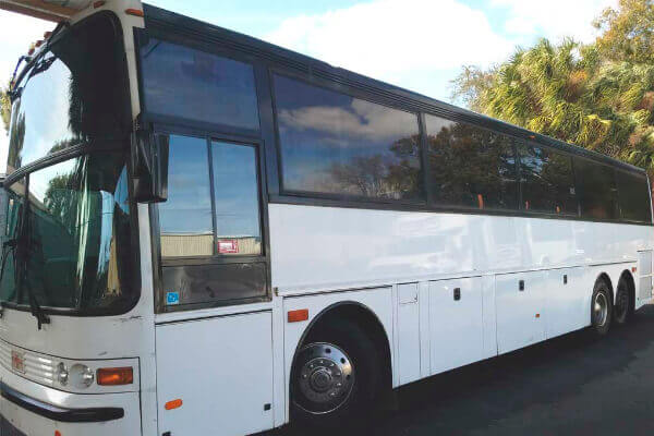 Spacious party buses in Tampa